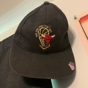 Original Chicago Bulls championship winning years hat, good condition